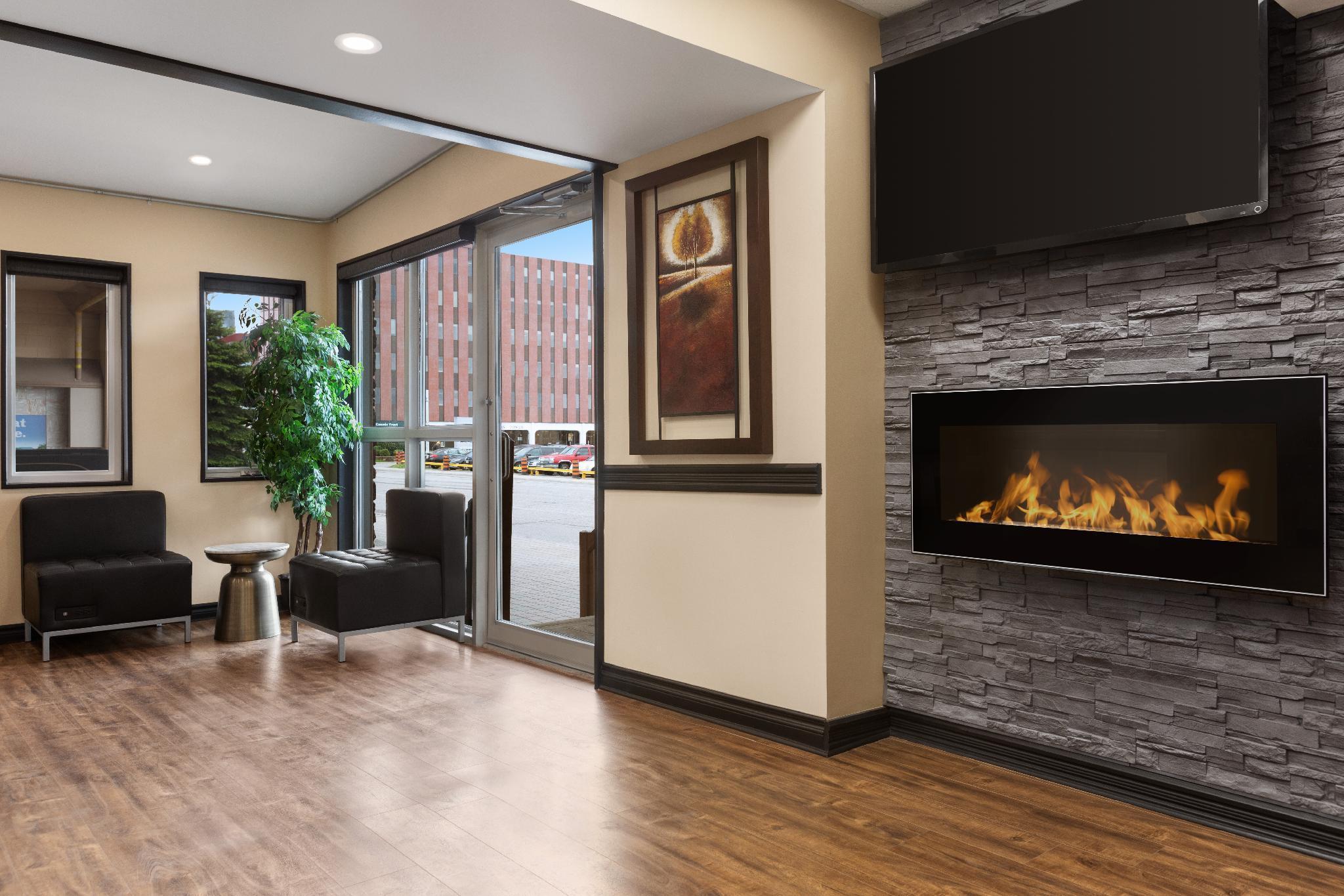 Days Inn & Suites By Wyndham Sault Ste. Marie On Esterno foto