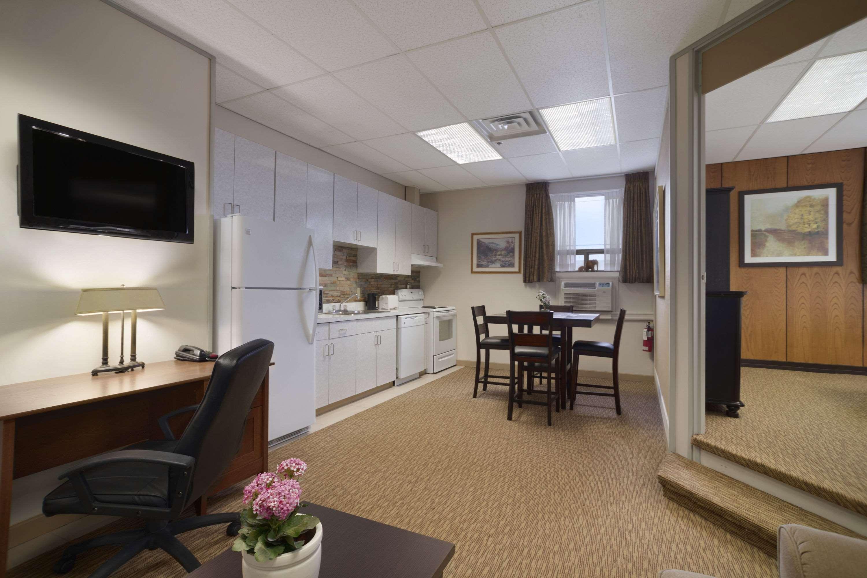 Days Inn & Suites By Wyndham Sault Ste. Marie On Esterno foto