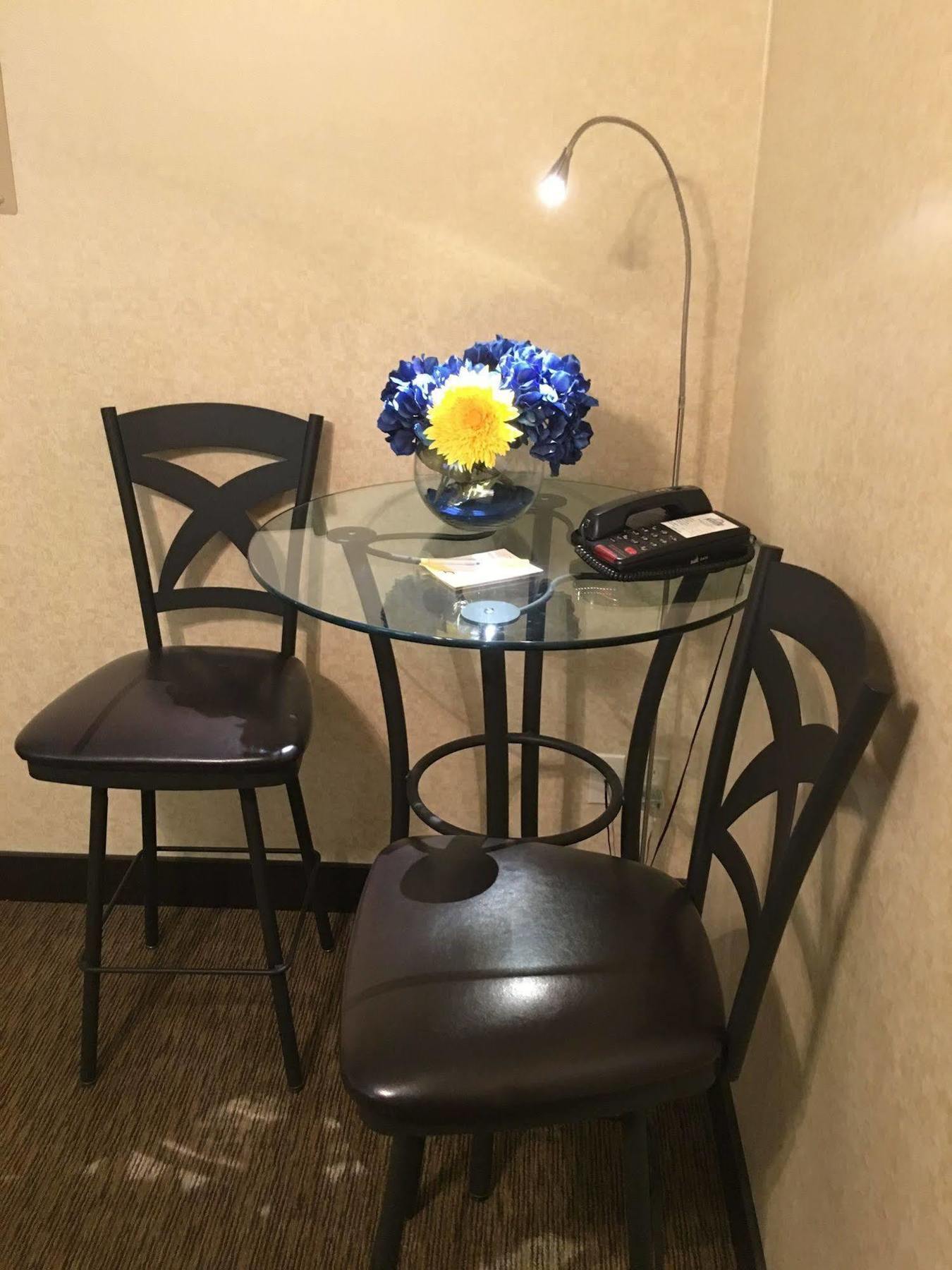 Days Inn & Suites By Wyndham Sault Ste. Marie On Esterno foto